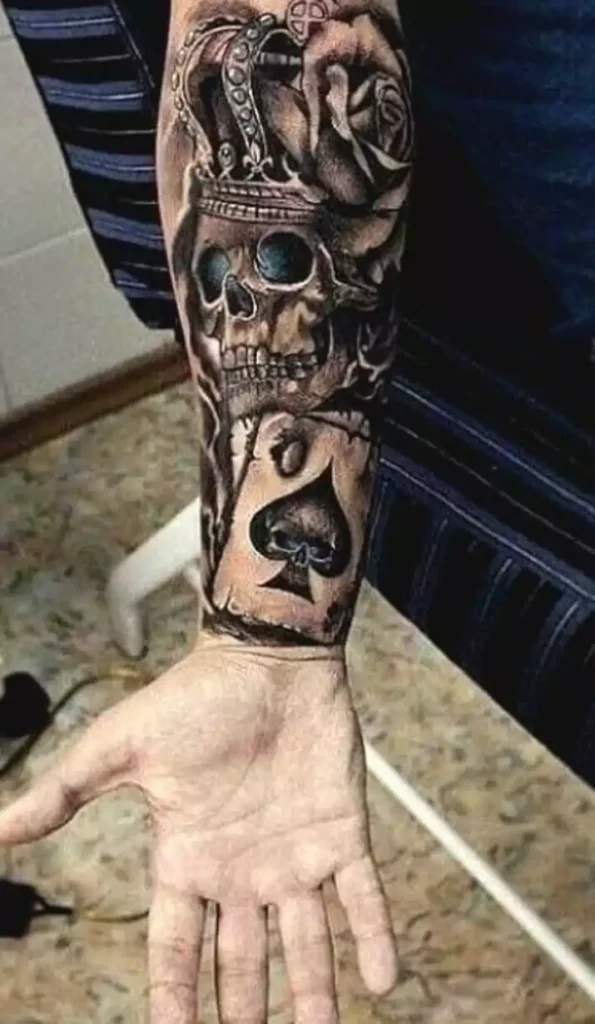 Spade Tattoo Ideas – Designs Meanings & Inspiration 16 Spade Tattoo Ideas for Guys